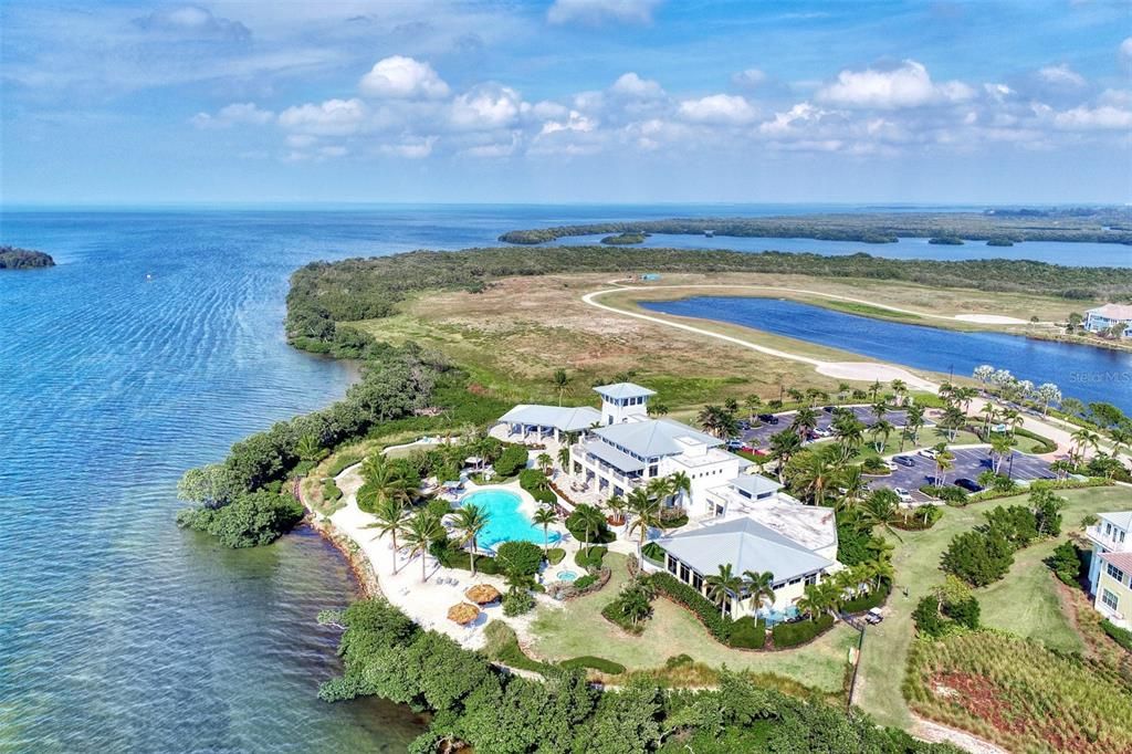 Active With Contract: $659,000 (3 beds, 3 baths, 1664 Square Feet)