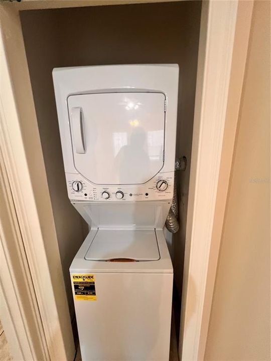 Active With Contract: $1,499 (0 beds, 1 baths, 600 Square Feet)