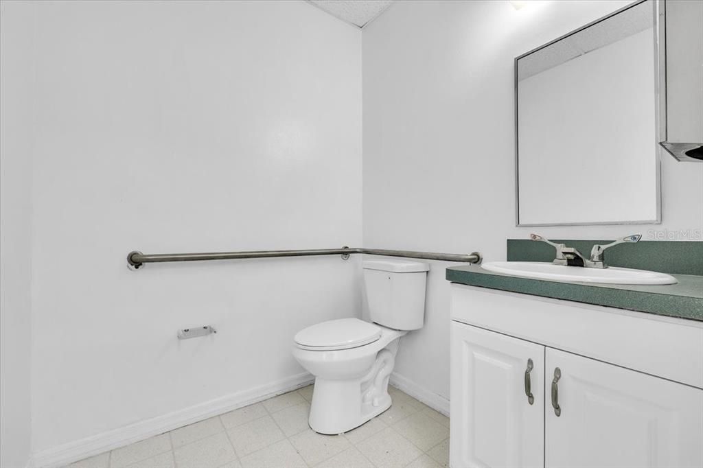 For Sale: $650,000 (0 beds, 0 baths, 3960 Square Feet)
