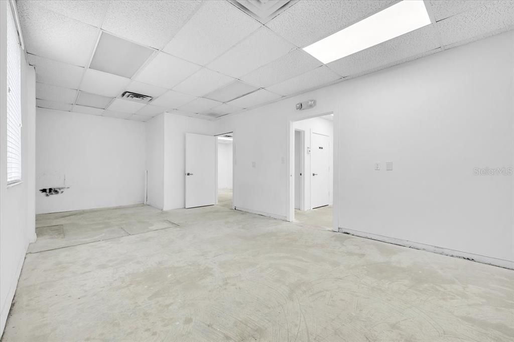 For Sale: $650,000 (0 beds, 0 baths, 3960 Square Feet)