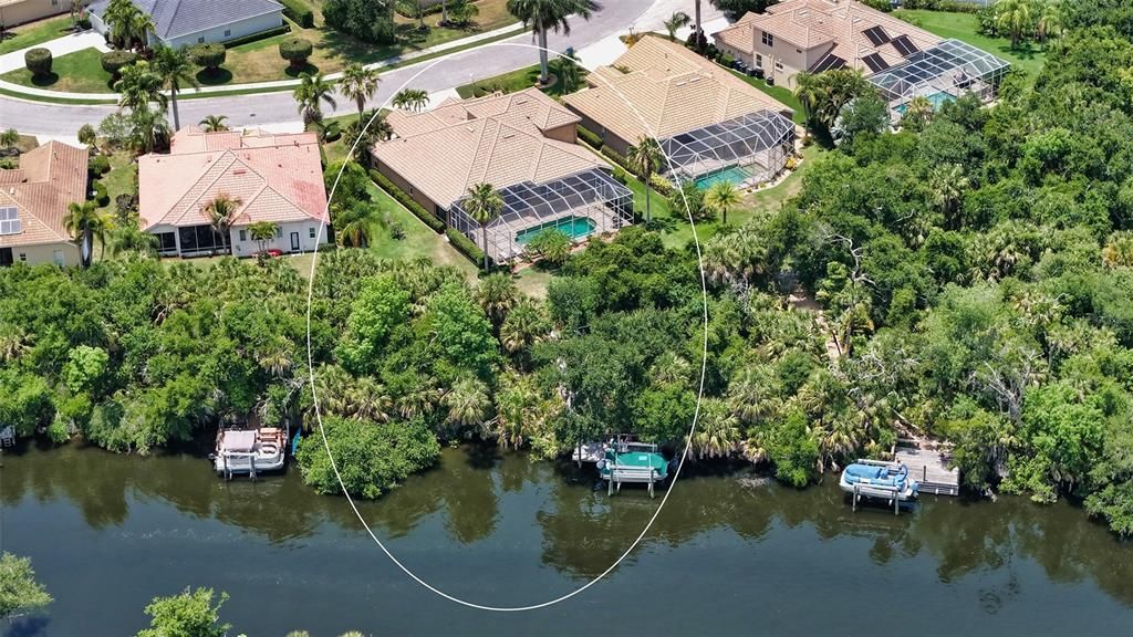 For Sale: $1,100,000 (5 beds, 3 baths, 3449 Square Feet)