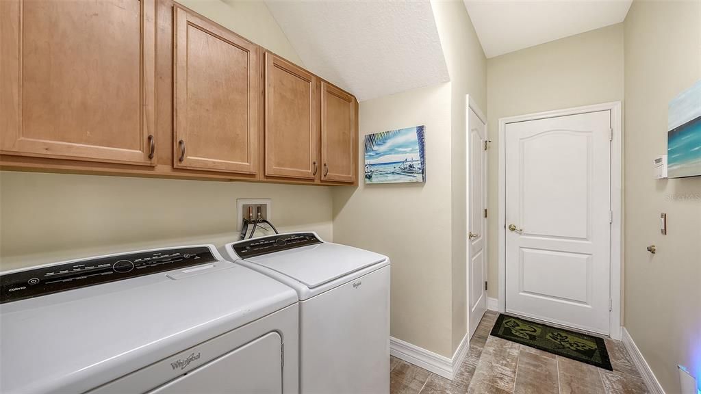For Sale: $1,100,000 (5 beds, 3 baths, 3449 Square Feet)