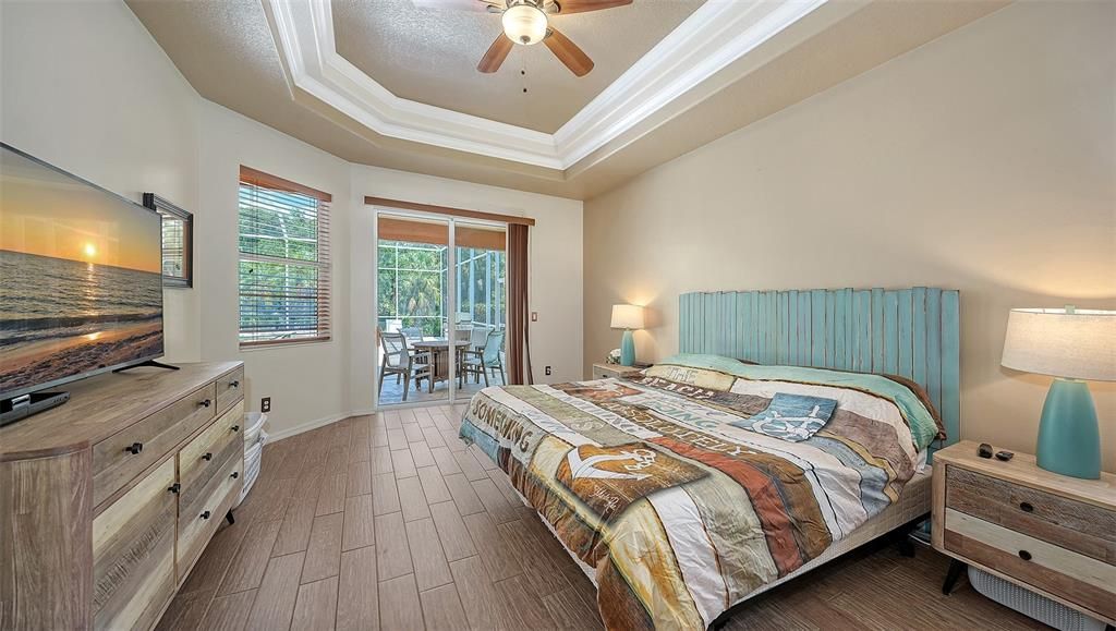 For Sale: $1,100,000 (5 beds, 3 baths, 3449 Square Feet)