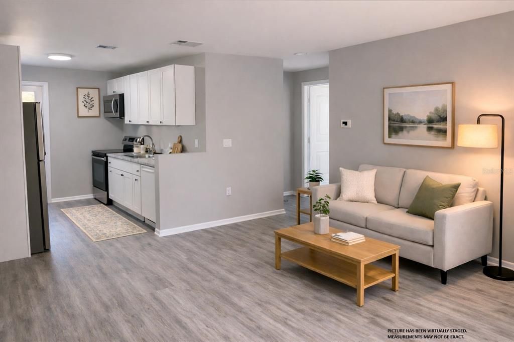 В аренду: $1,695 (2 спален, 1 ванн, 770 Квадратных фут)