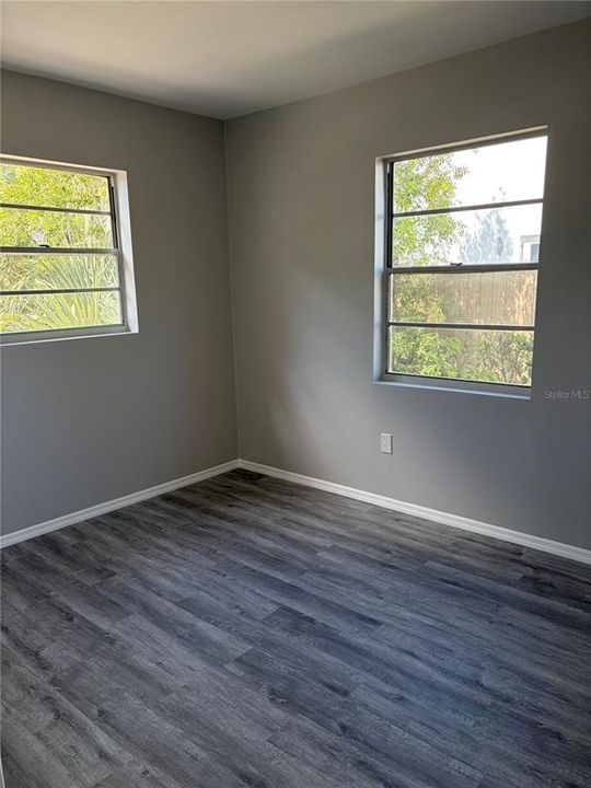 В аренду: $1,695 (2 спален, 1 ванн, 770 Квадратных фут)
