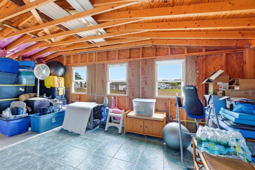 For Sale: $160,000 (2 beds, 2 baths, 936 Square Feet)