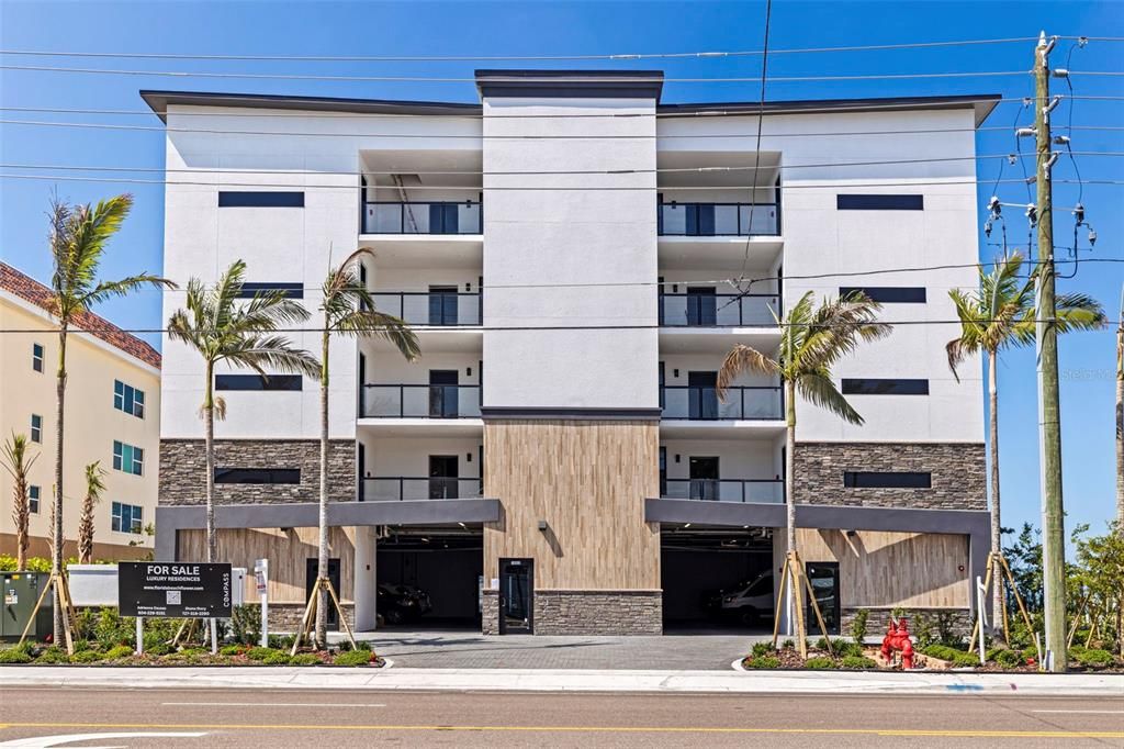 For Sale: $2,625,000 (3 beds, 3 baths, 1791 Square Feet)