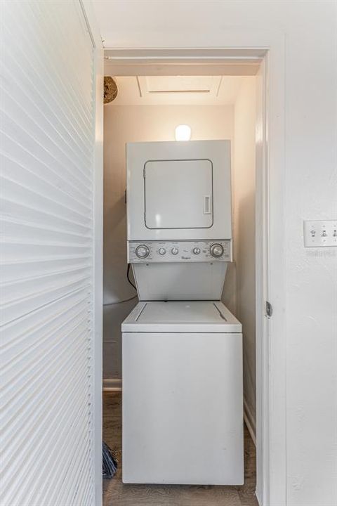 En Venta: $675,000 (4 camas, 0 baños, 1852 Pies cuadrados)
