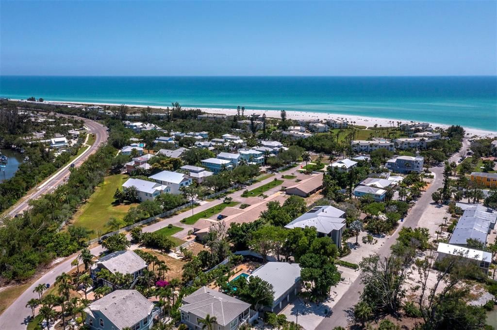 For Sale: $485,000 (0.14 acres)