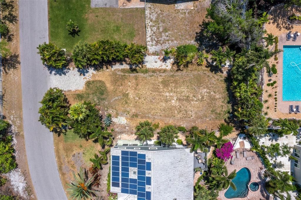 For Sale: $485,000 (0.14 acres)