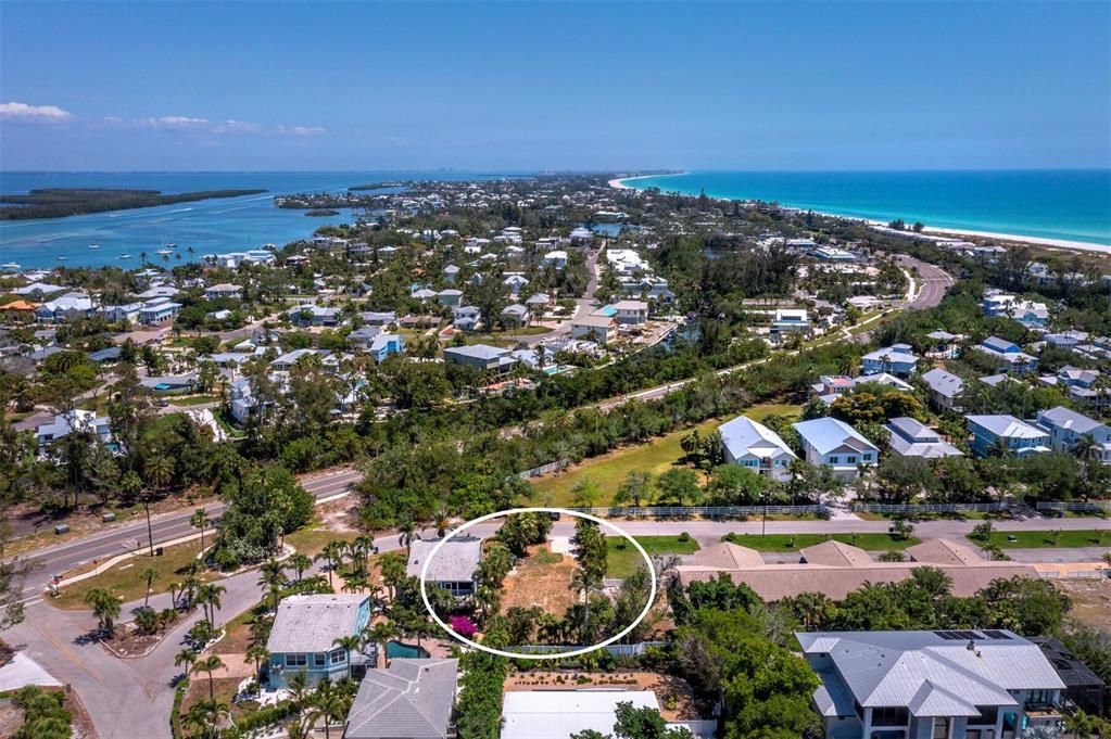 For Sale: $485,000 (0.14 acres)