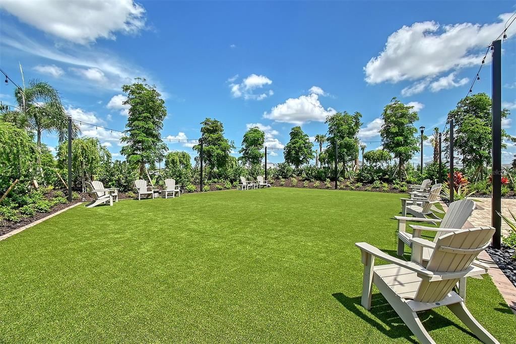 Active With Contract: $2,950 (3 beds, 2 baths, 1784 Square Feet)