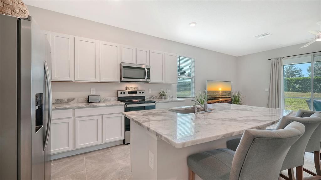 Active With Contract: $2,950 (3 beds, 2 baths, 1784 Square Feet)