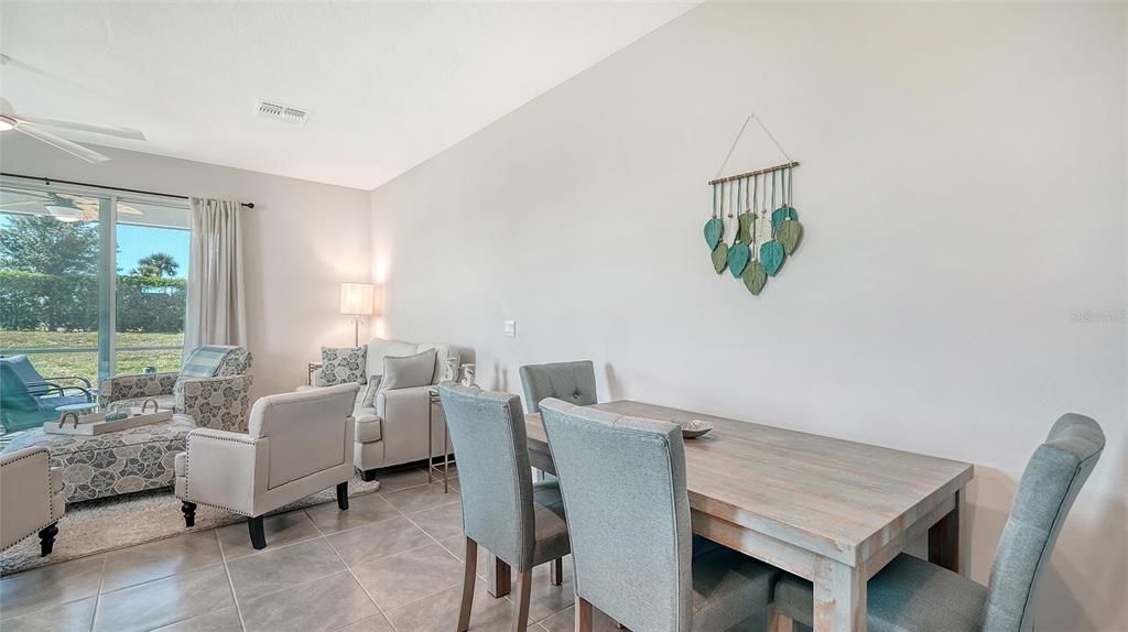 Active With Contract: $2,950 (3 beds, 2 baths, 1784 Square Feet)