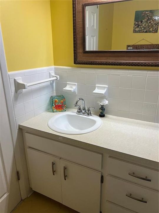 For Sale: $395,000 (3 beds, 2 baths, 2290 Square Feet)