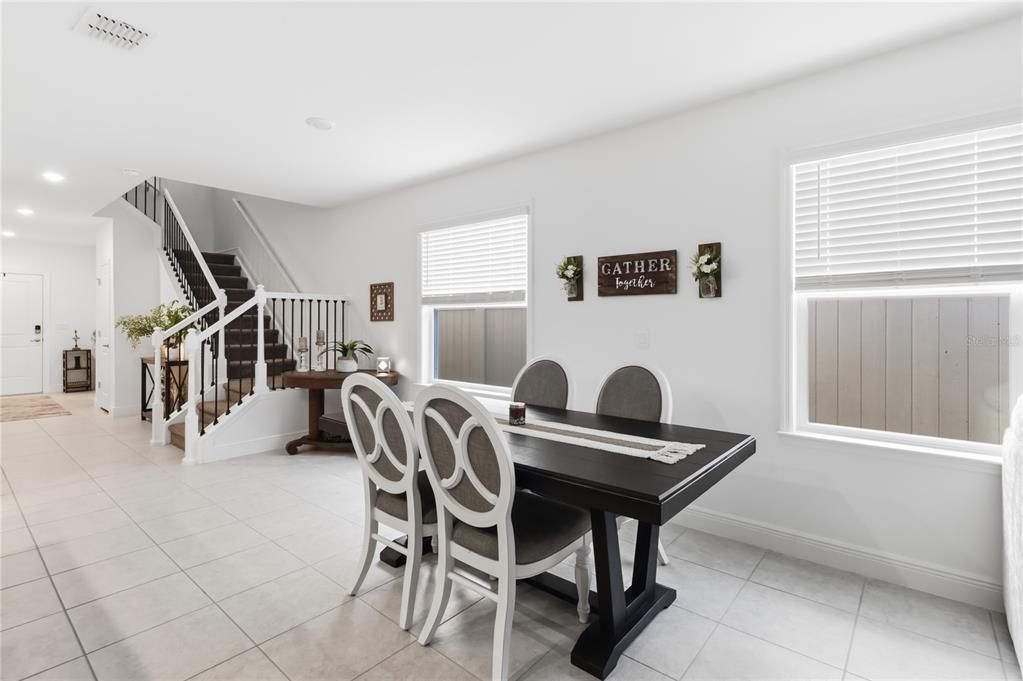 For Sale: $399,900 (4 beds, 2 baths, 1954 Square Feet)