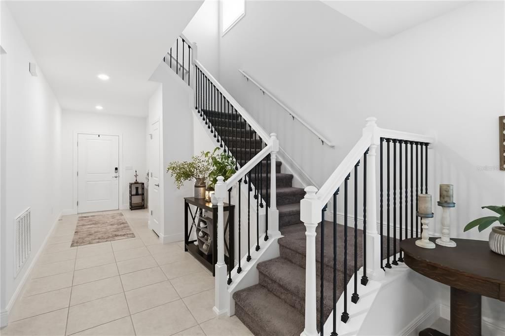 For Sale: $399,900 (4 beds, 2 baths, 1954 Square Feet)