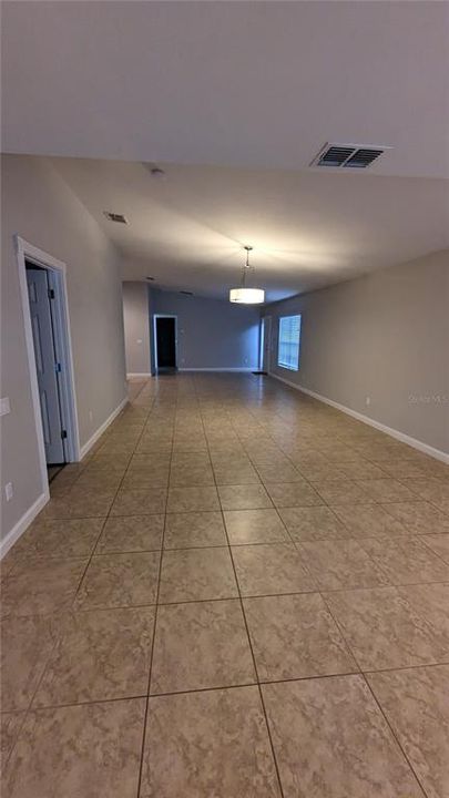Active With Contract: $2,800 (3 beds, 2 baths, 1708 Square Feet)