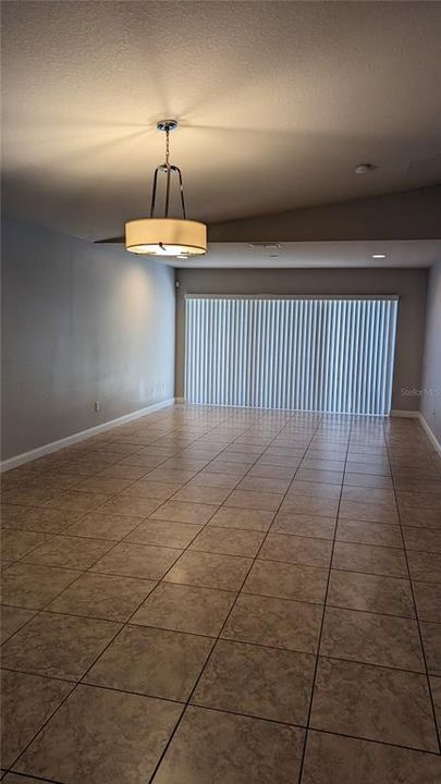Active With Contract: $2,800 (3 beds, 2 baths, 1708 Square Feet)
