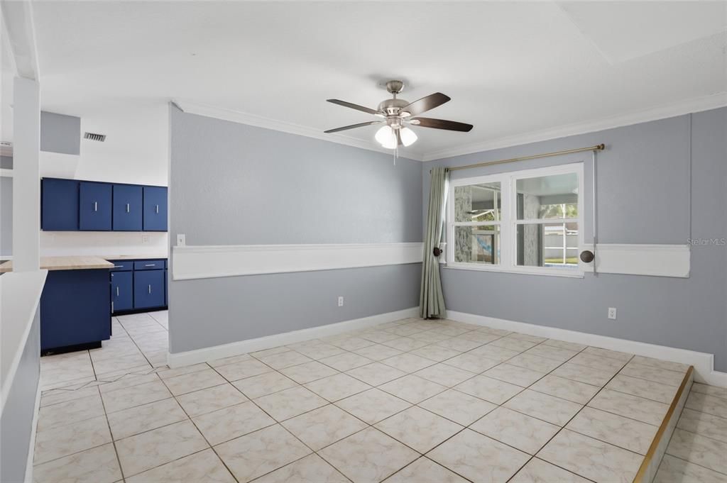 Active With Contract: $499,990 (4 beds, 2 baths, 2873 Square Feet)