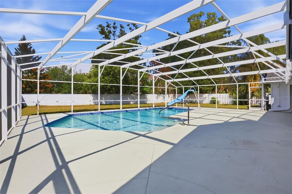 Active With Contract: $499,990 (4 beds, 2 baths, 2873 Square Feet)