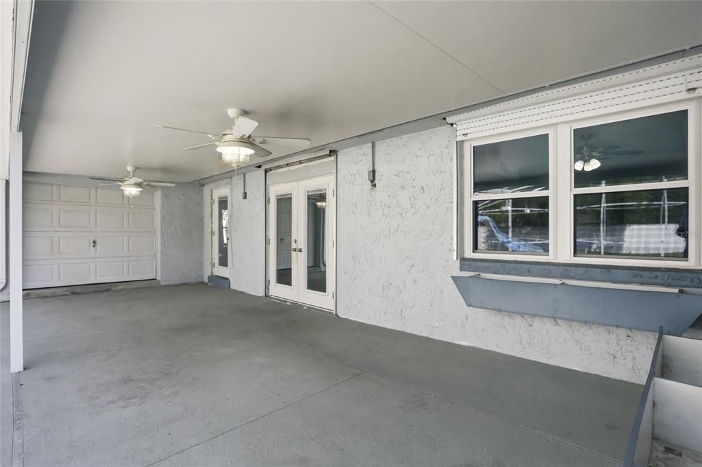 Active With Contract: $499,990 (4 beds, 2 baths, 2873 Square Feet)
