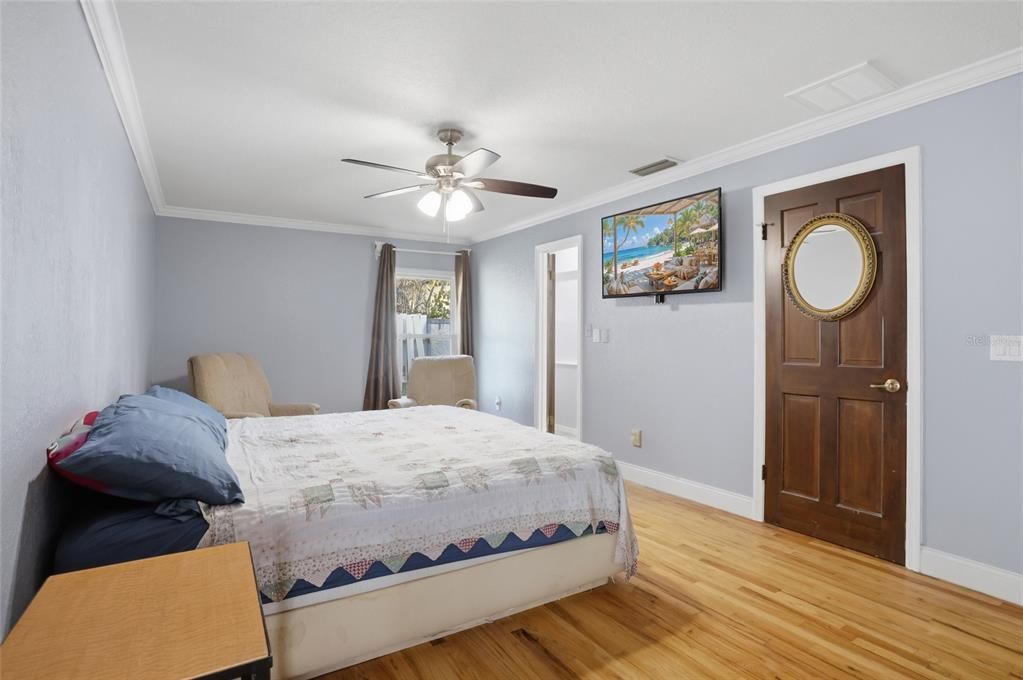 Active With Contract: $499,990 (4 beds, 2 baths, 2873 Square Feet)