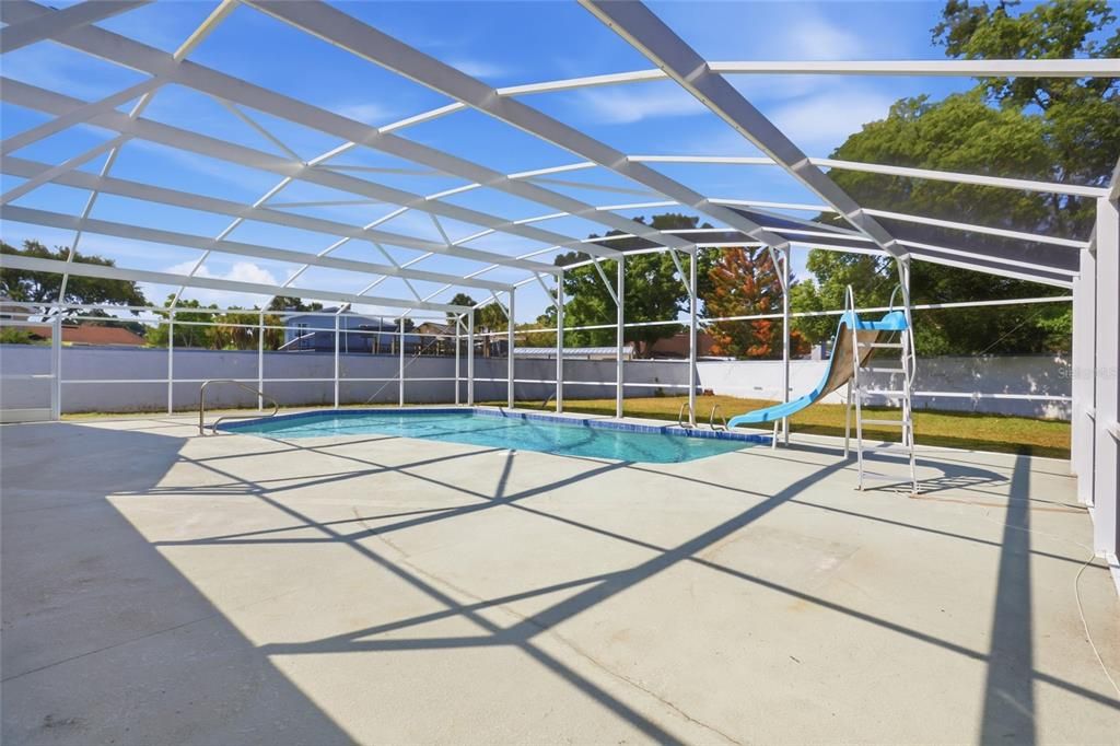 Active With Contract: $499,990 (4 beds, 2 baths, 2873 Square Feet)
