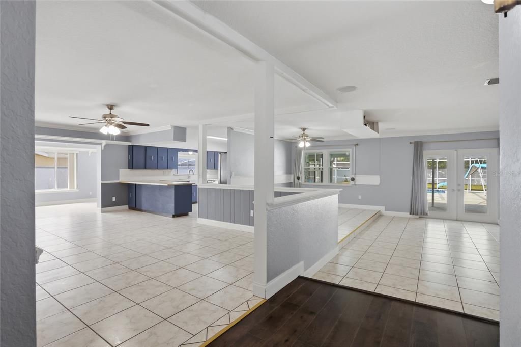 Active With Contract: $499,990 (4 beds, 2 baths, 2873 Square Feet)