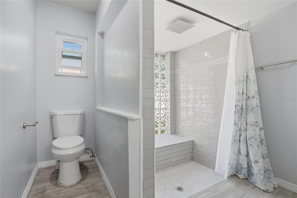 Active With Contract: $499,990 (4 beds, 2 baths, 2873 Square Feet)