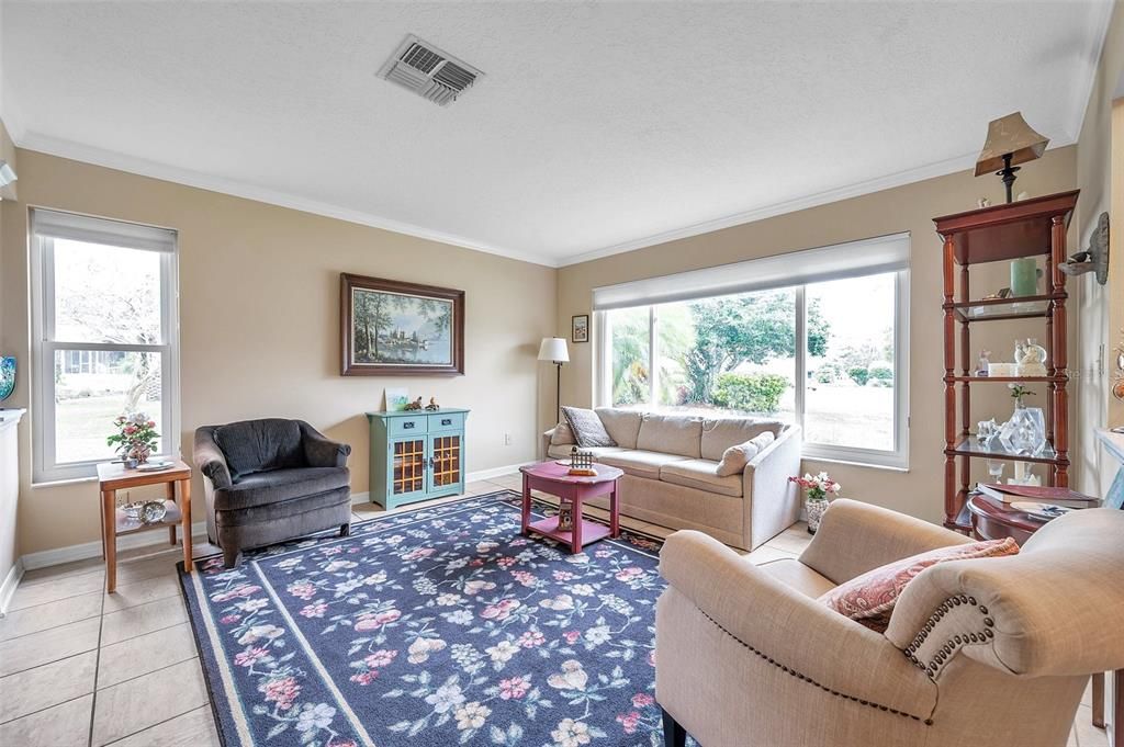 Activo con contrato: $485,000 (2 camas, 2 baños, 1875 Pies cuadrados)