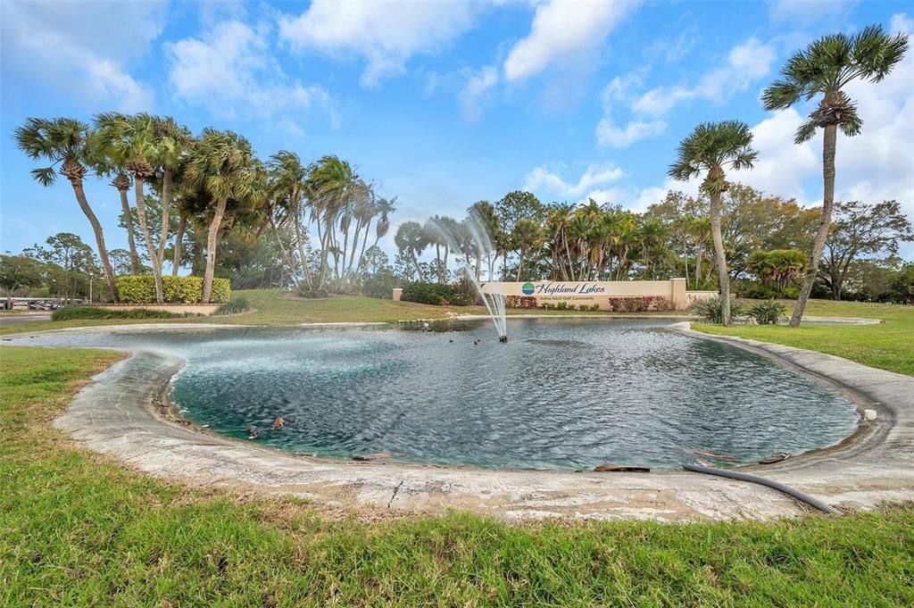 Activo con contrato: $485,000 (2 camas, 2 baños, 1875 Pies cuadrados)