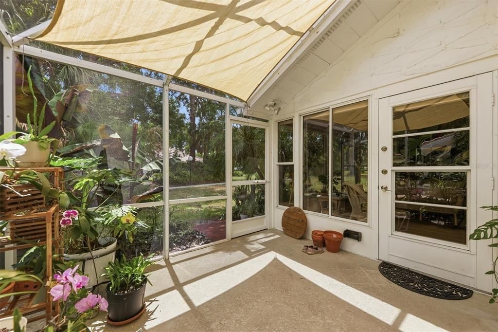Activo con contrato: $329,000 (2 camas, 2 baños, 1531 Pies cuadrados)