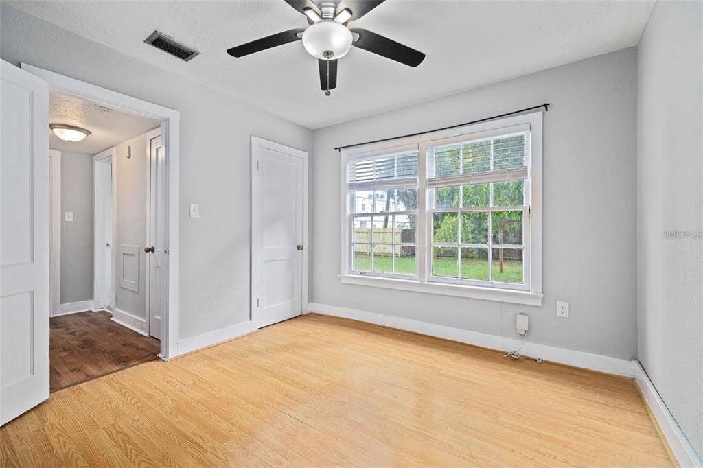 Active With Contract: $2,850 (3 beds, 2 baths, 1428 Square Feet)