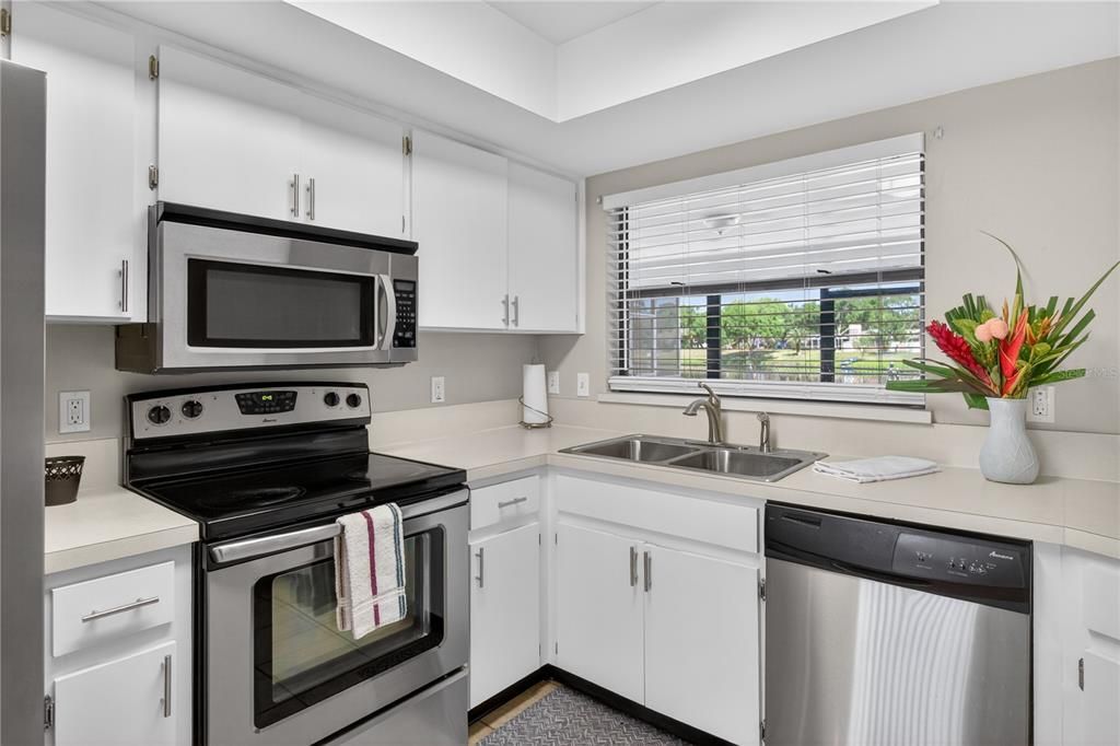 En Venta: $425,000 (3 camas, 2 baños, 1805 Pies cuadrados)