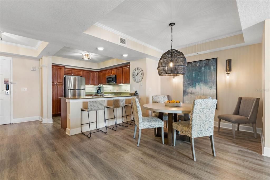 En Venta: $765,000 (3 camas, 3 baños, 1676 Pies cuadrados)