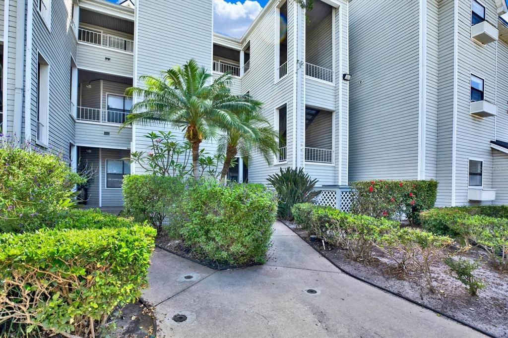 Activo con contrato: $199,000 (2 camas, 2 baños, 1139 Pies cuadrados)