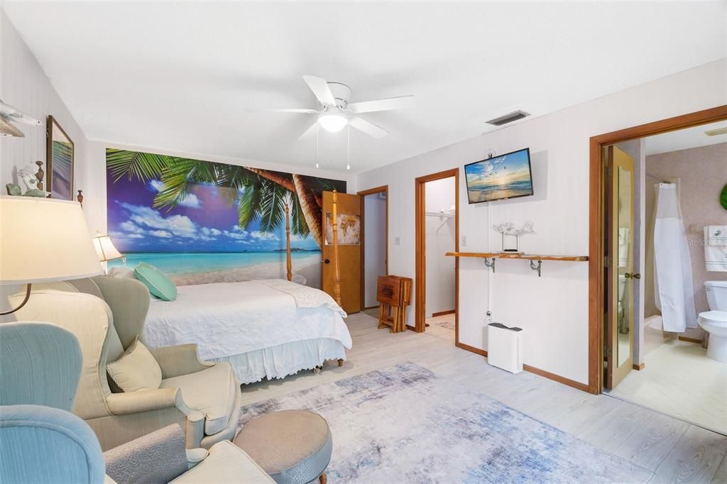 For Sale: $659,000 (3 beds, 3 baths, 1745 Square Feet)