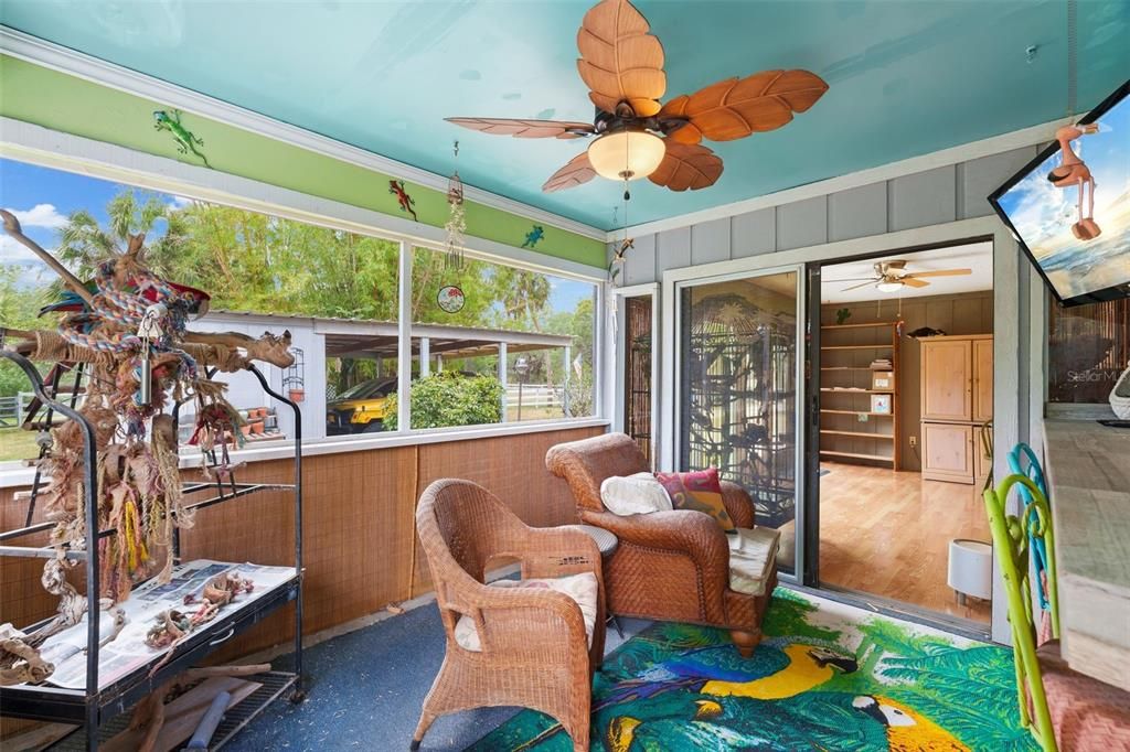 For Sale: $659,000 (3 beds, 3 baths, 1745 Square Feet)