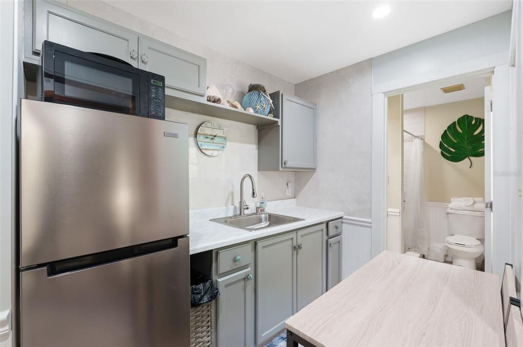 For Sale: $659,000 (3 beds, 3 baths, 1745 Square Feet)