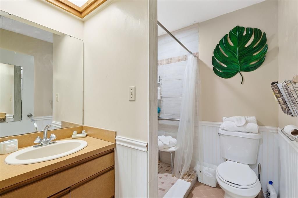 For Sale: $659,000 (3 beds, 3 baths, 1745 Square Feet)
