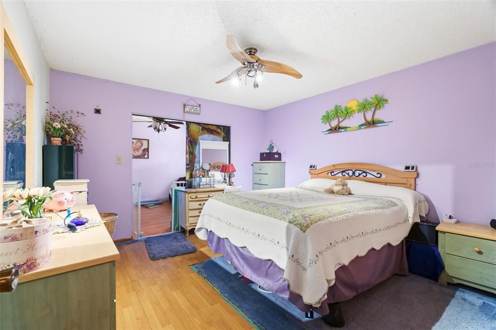 For Sale: $659,000 (3 beds, 3 baths, 1745 Square Feet)