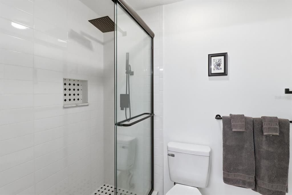 For Sale: $235,000 (2 beds, 2 baths, 1862 Square Feet)
