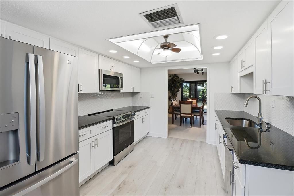For Sale: $235,000 (2 beds, 2 baths, 1862 Square Feet)