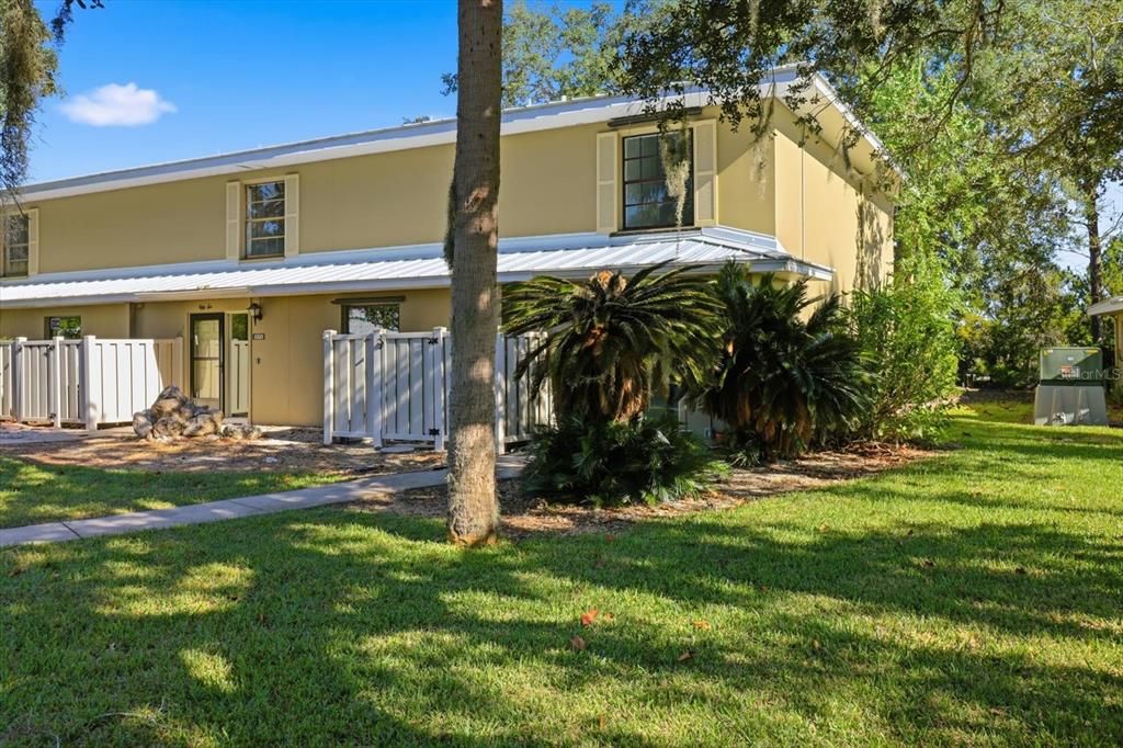 For Sale: $235,000 (2 beds, 2 baths, 1862 Square Feet)