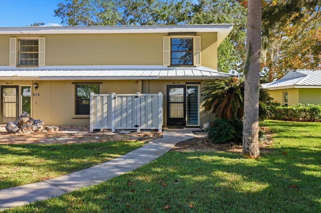 For Sale: $235,000 (2 beds, 2 baths, 1862 Square Feet)
