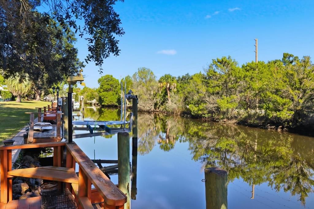 For Sale: $235,000 (2 beds, 2 baths, 1862 Square Feet)