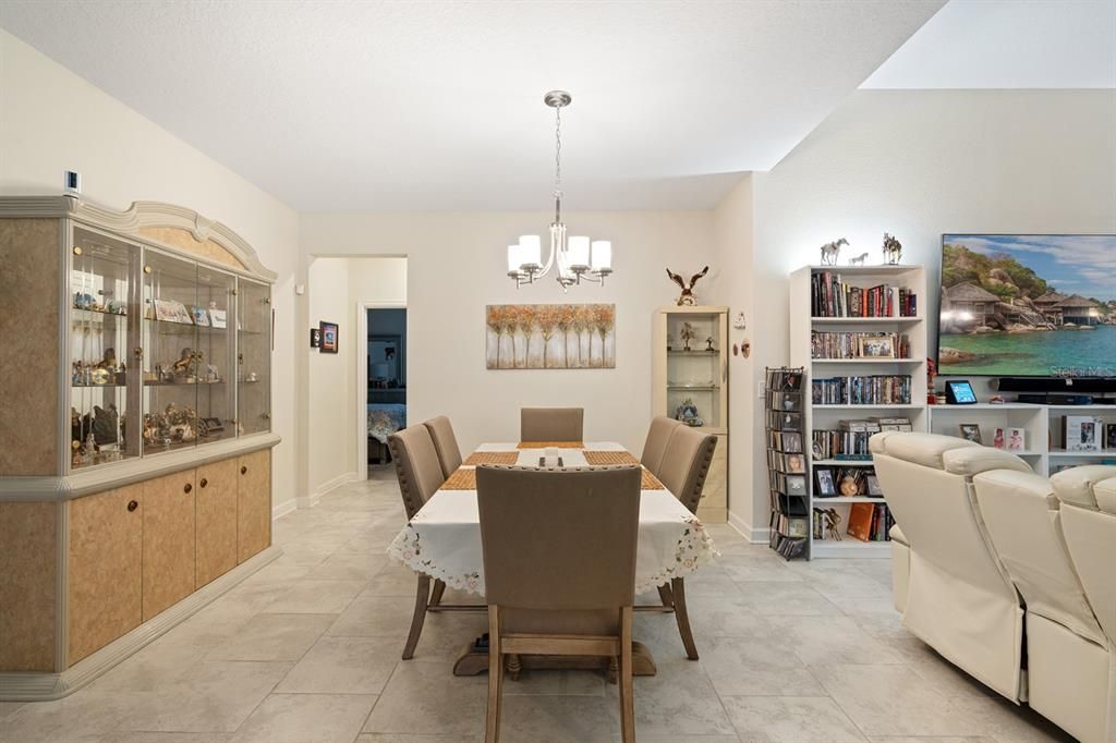 Active With Contract: $469,500 (4 beds, 3 baths, 2571 Square Feet)