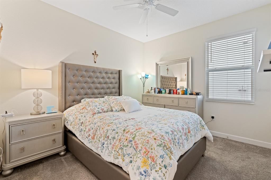 Active With Contract: $469,500 (4 beds, 3 baths, 2571 Square Feet)
