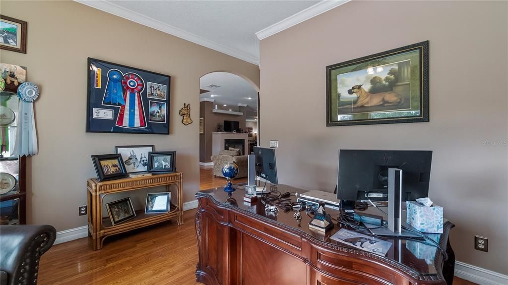 En Venta: $850,000 (3 camas, 2 baños, 2676 Pies cuadrados)
